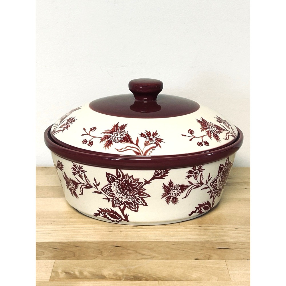 Temptations by Tara Cranberry Toile Round Baker 2qt Lid Wire Rack Trivet Cottage - Picture 13 of 14
